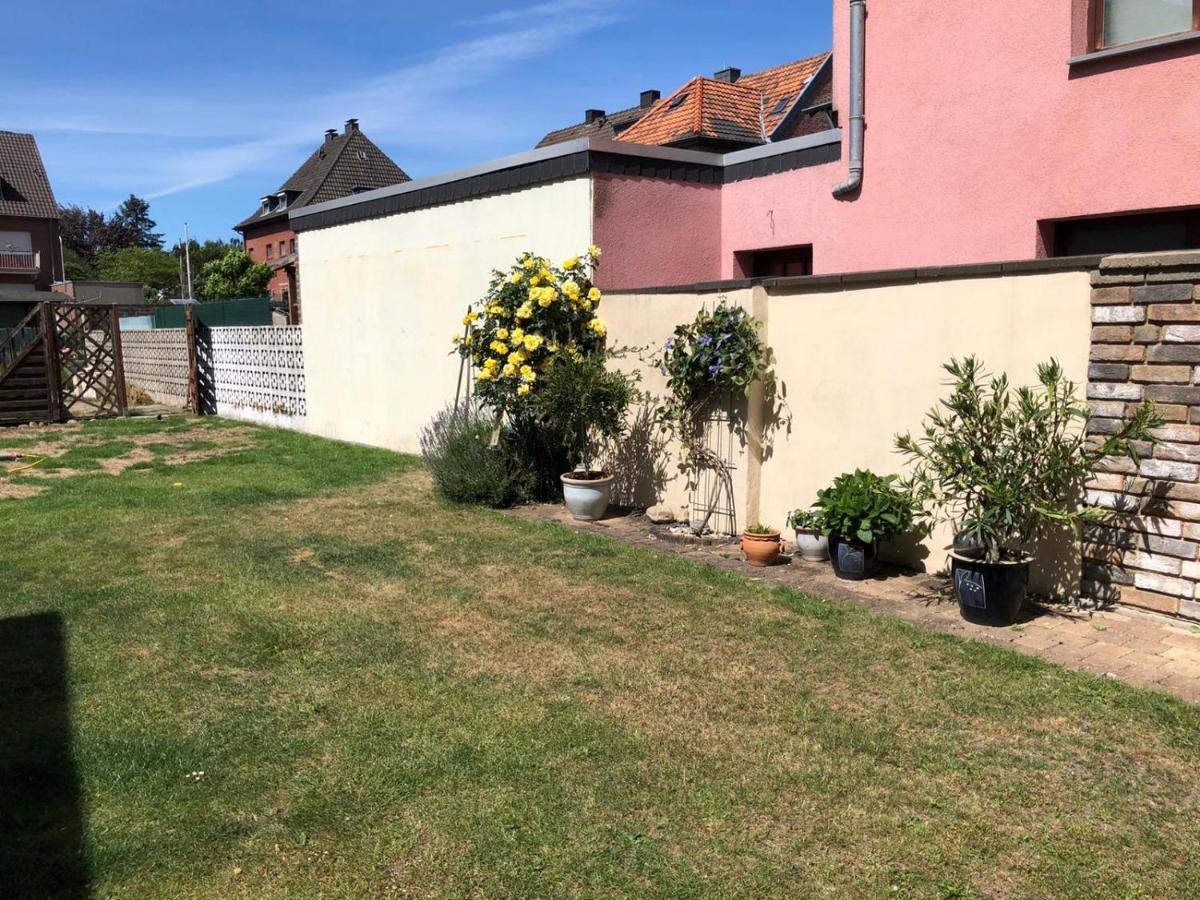 Zufluchtshuette Apartment Herzogenrath Exterior foto